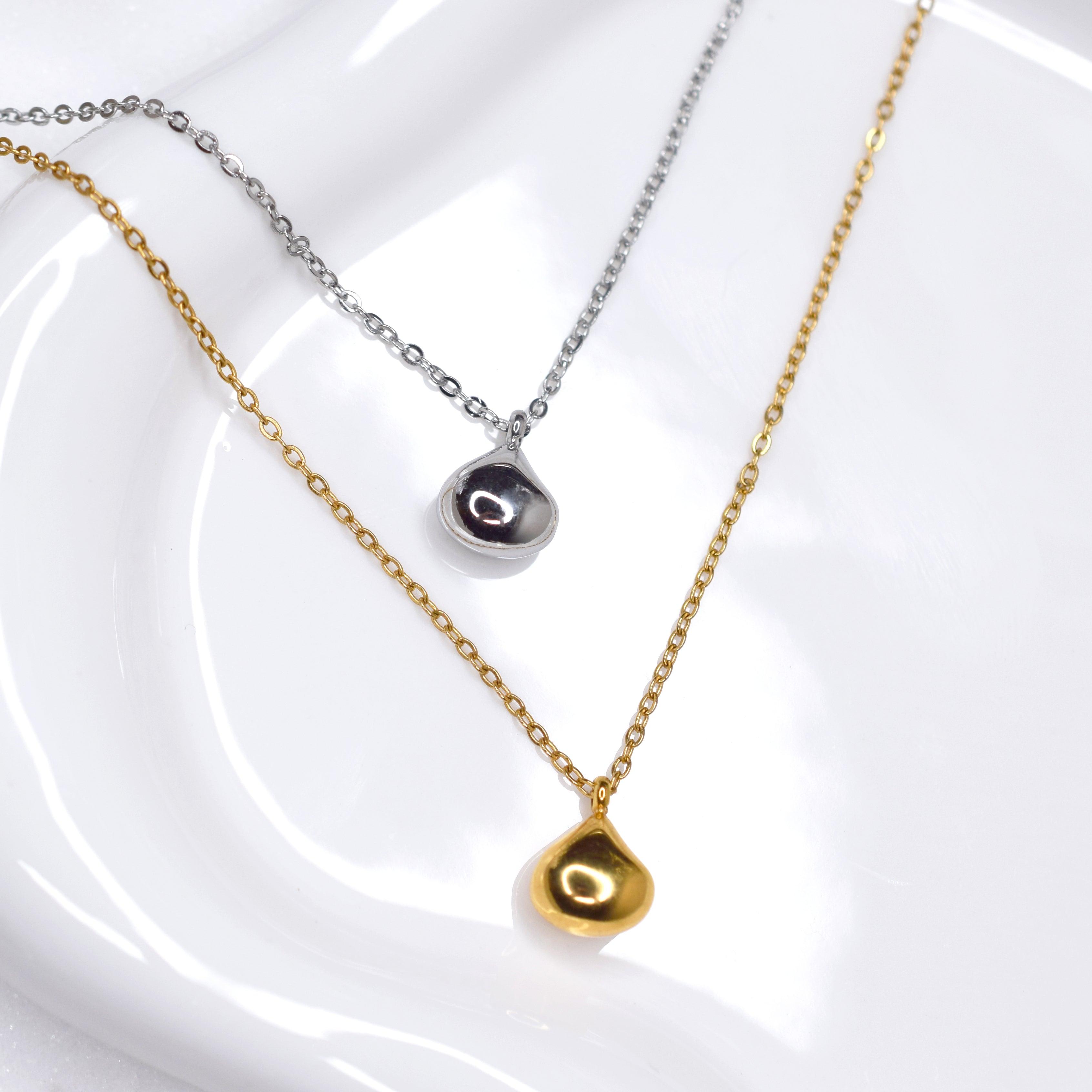 TEARDROP NECKLACE